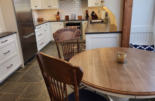 Portland Casa | Historic home in Diamond Cove great for large groups & families!