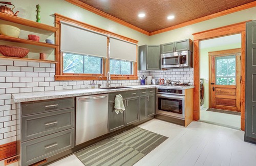 Hillsdale Casa | Historic Hillsdale Home Near Downtown!