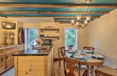 Lambertville Cabaña | Historic Home in Lambertville: Walk to Bridge