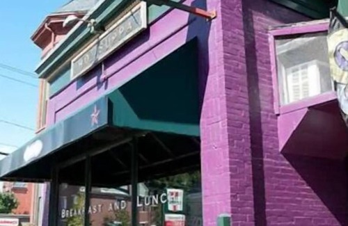 Downtown Portland Apartamento | Historic Home in the West End. Private Parking.