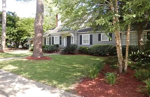 Hahira Casa | Historic Home on Main Street