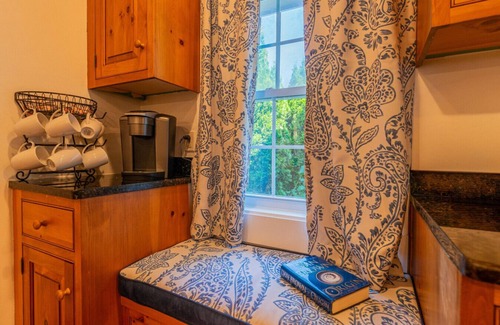 Manchester Center Apartamento | Historic Home with Colonial Charm in Manchester