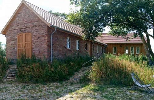 Cumlosen Casa | Historic House By The Elbe River