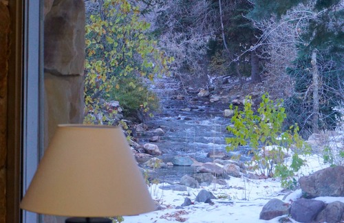 Snowbird Cabina | Historic Lodge located on Big Cottonwood River.