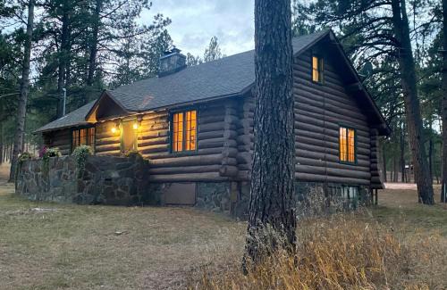 Rapid City Casa | Historic Log Cabin #14 at Horse Creek Resort