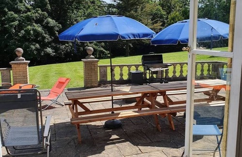 Higham Casa | Historic Manor House - Sleeps 16 - Pool & Hot Tub
