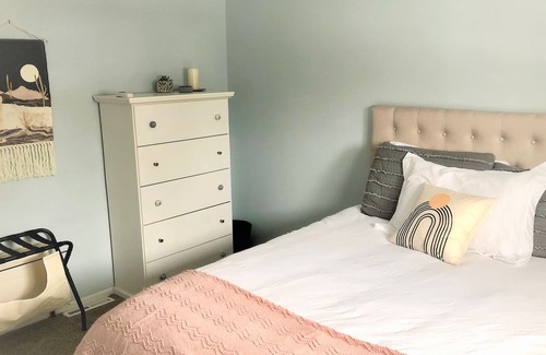 Arvada Plaza Area Casa | Historic Olde Town Extended Stay