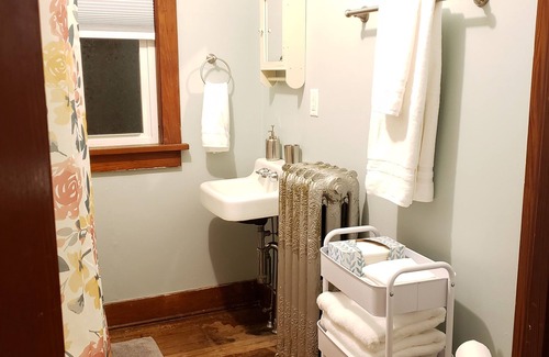 Stockbridge Casa | Historic Rectory Retreat in Stockbridge – Getaway for 8-12 Guests