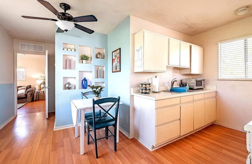 Blenman-Elm Cabaña | Historic Tucson Retro Modern Studio + 1BA Getaway 🏡