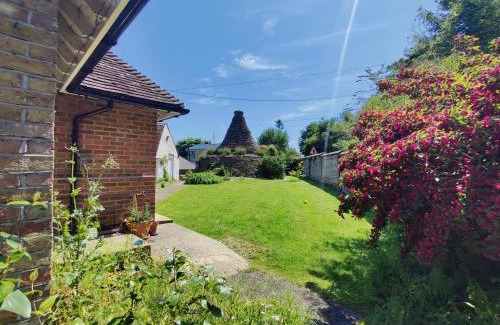 Newhaven Apartamento | Historic river side cottage - top apartment