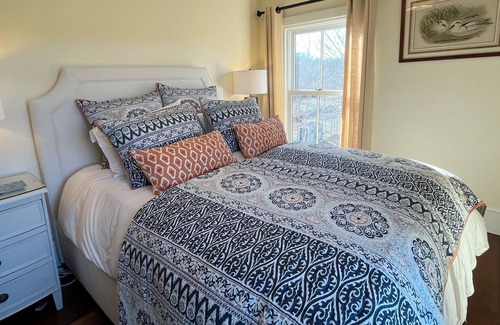Appleton Casa | Historic riverfront home with skiing, golf nearby, deck, & washer/dryer
