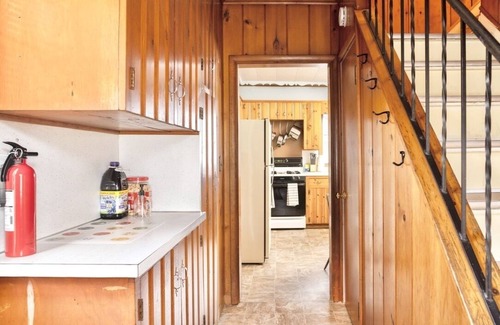 Sea Breeze Casa | Historic Sea Breeze Getaway Steps to Lake Ontario!