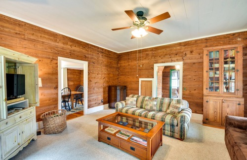 Mountain Rest Casa | Historic South Carolina Home w/ Covered Porch
