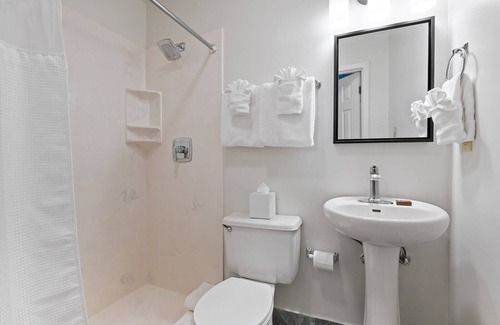 Faubourg Lafayette Casa | Historic Streetcar Inn