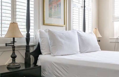 Faubourg Lafayette Casa | Historic Streetcar Inn