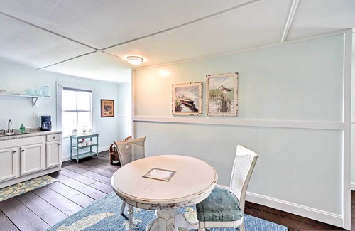 Swansboro Apartamento | ¡Estudio histórico de Swansboro con vista intracostera!
