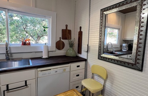 Mullin Otro | Historic Texas Ranch House