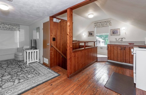Mount Dora Cabaña | Historic Tremain Cottages