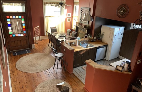 Covington Casa | Historic Tres House , “Tres” for 3 floors of Charm!