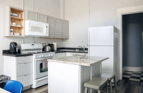 West Des Moines Apartamento | Historic Valley Junction Loft