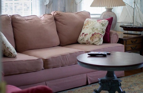 Southold Hotel | Historic White Blossom House