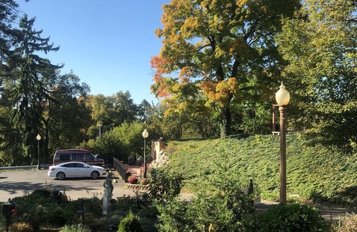 West Main HIll Casa | Historical Landmark yesteryear Queen Anne Victorian Castle