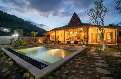 Pemuteran Cabina | Hita Joglo Villa