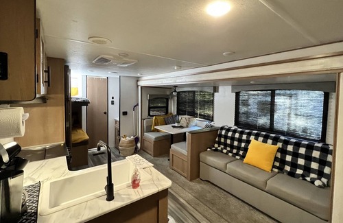 Eastabuchie Casa | HivenFun #2 9 person RV Paul B Johnson State Park