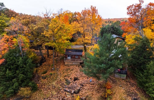 Muskoka Lakes Cabaña | HK'S Hidden Haven! (Muskoka Lake Cottages#2)