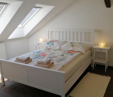 Hradec Kralove Casa | Hnízdo Snů