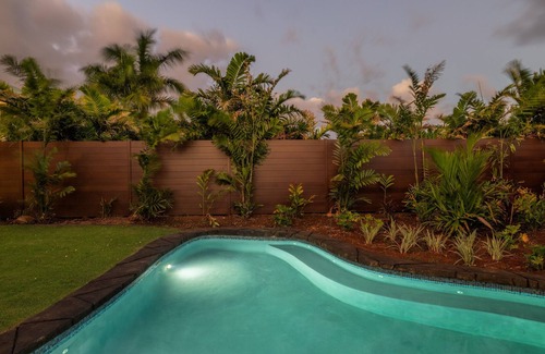 Poipu Cabaña | Ho'Okipa Cottage - A/C, Wifi, heated & jetted pool, short walk to the beach