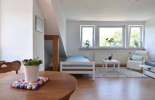 Dabringhausen Apartamento | HÖ01 large apartment with dryer and washing machine