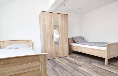 Rheindorf Apartamento | HÖ01 large apartment with dryer and washing machine