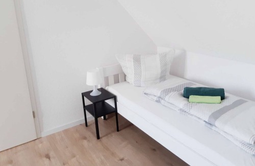 Wernau Casa | HÖ01 large apartment with dryer and washing machine