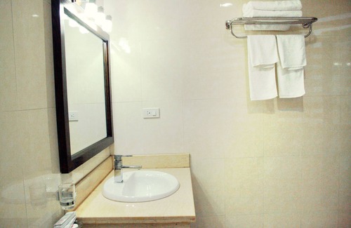 Cau Giay Hotel | Hoang Anh 1 Hotel