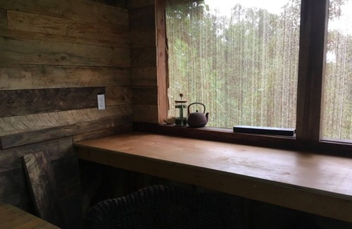 Weaverville Casa | Hobbit House from National News!