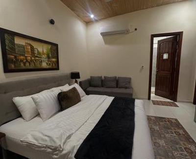 Gujar Khan Complejo | Hobbiton Hotels And Resorts