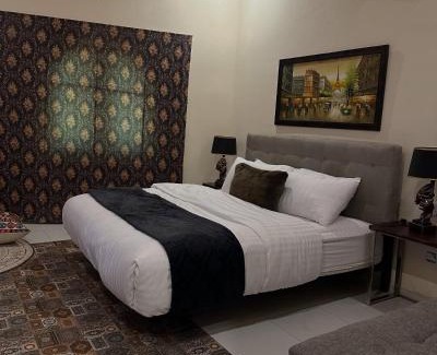 Gujar Khan Complejo | Hobbiton Hotels And Resorts