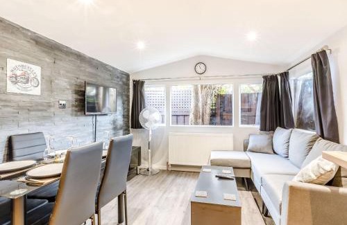 Liverton Casa | Hobbits Hide