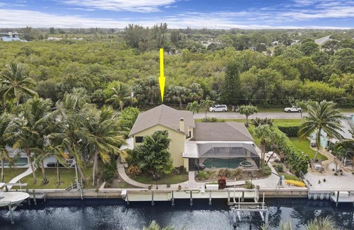 Hobe Sound Casa | Hobe Sound 9245 Treasure Coast Waterfront Vacation Rental by Unique Vaca Stay
