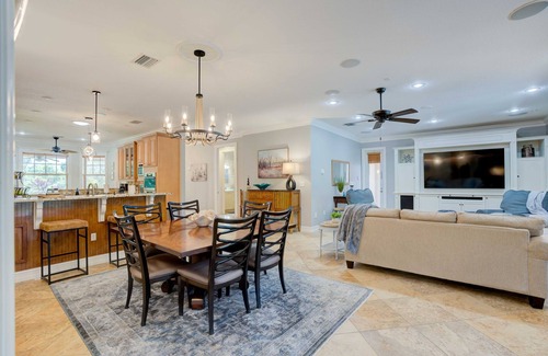 Hobe Sound Casa | Hobe Sound Private Oasis with pool on beautiful landscaped 1/2 acre