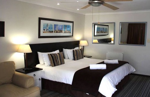 Summerstrand Cama Y Desayuno | Hobie Beach Guest House