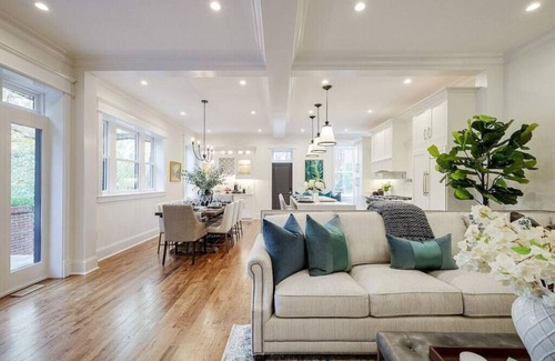 Old Town West Casa | Hobson Hall - A Luxury Old Town Escape!