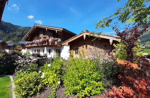 Rauris Apartamento | Hochalmbahnen Chalets Rauris 1-05 WE1 Maislaufeldweg 1h EG