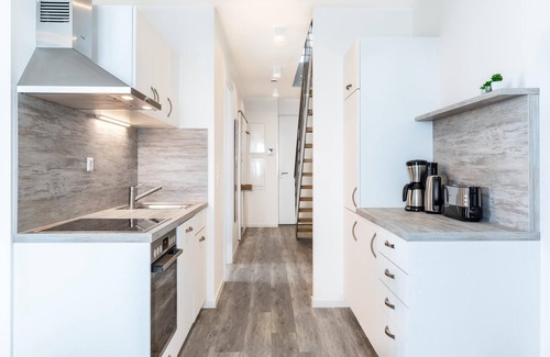 Grossenbrode Apartamento | Hochwertiges Penthouse Über Zwei Ebenen mit Galerieschlafzimmer und Meerblick
