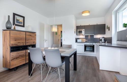 Boltenhagen Apartamento | Hochwertiges Ferienapartment mit Sonnigem Balkon und nur 200 m zum Ostseestrand - Aparthotel
