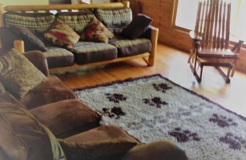 Logan Cabina | Hocking Hills Lodge on 80 acres -HotTub & GameRoom