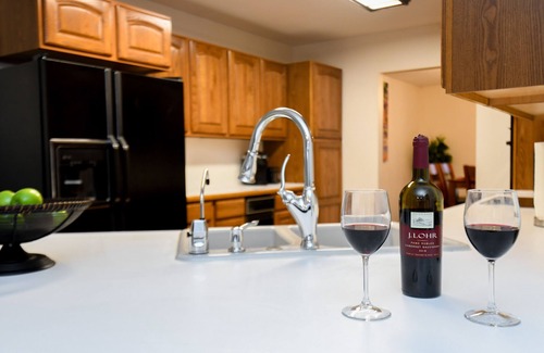Rockbridge Casa | Hocking Hills Luxury-Mins to the caves & trails. HotTub. FirePit. Gameroom WiFi