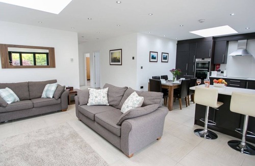 Blackburn Cabaña | Hodder Cottage in The Ribble Valley, Whalley, Lancashire - Sleeps 6