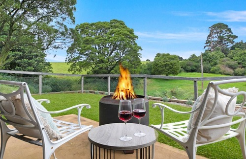 Robertson Casa | Hoddle Lane — Stay 5, Pay 4